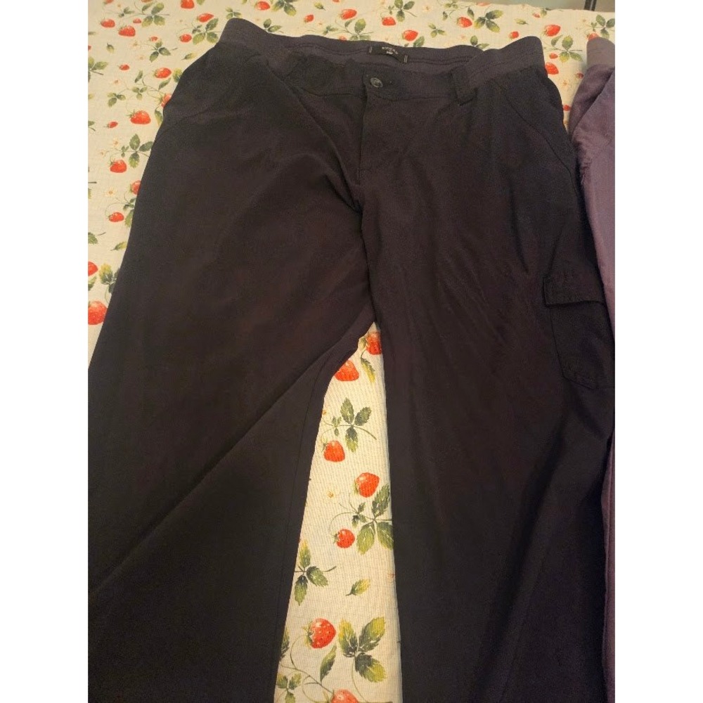 Lot of 3 Riders by Lee Women Capri Cargo Pants Size 14M Black Purple Stretch - Picture 4 of 11